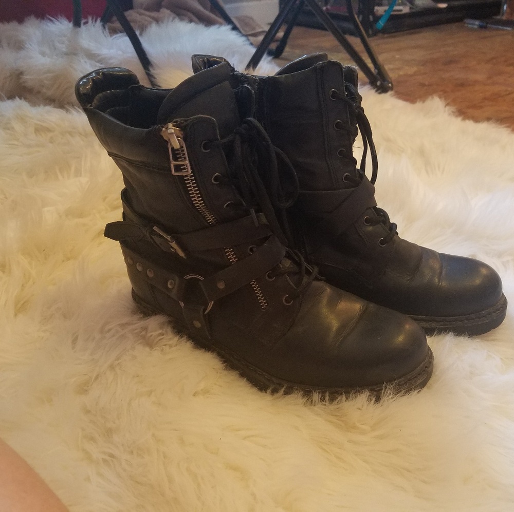 Women's Boots
